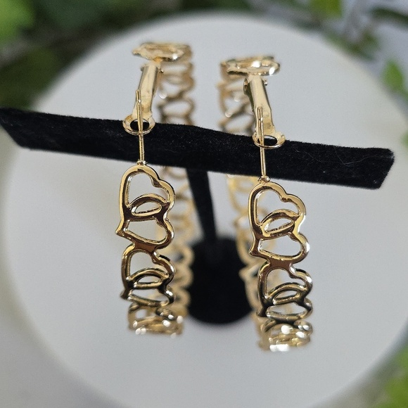 Gold Filled Large Hearts Hoop Earrings - Picture 7 of 10